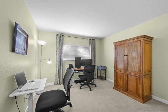 11821 Calle Parral, San Diego, CA 92128