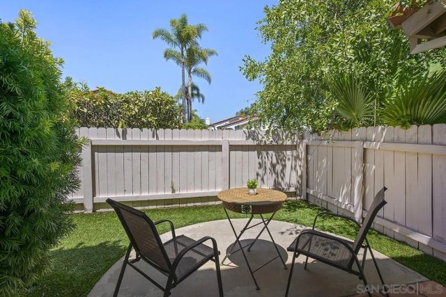 11821 Calle Parral, San Diego, CA 92128