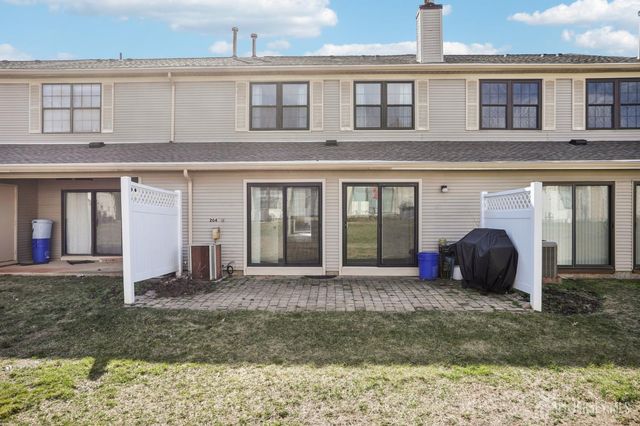 204 Hampshire Court, Piscataway, NJ 08854