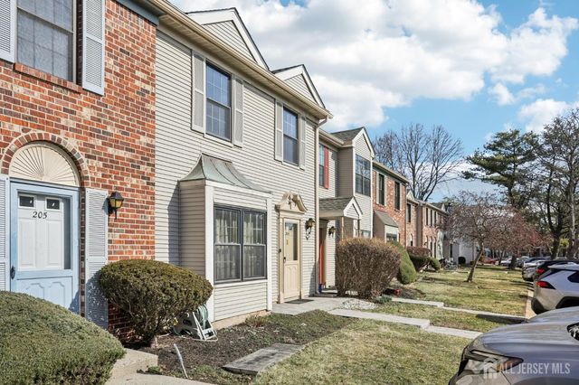 204 Hampshire Court, Piscataway, NJ 08854