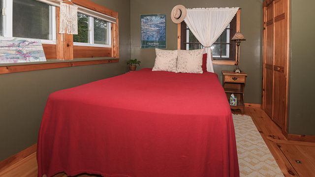 2160 Village Road, Madison, NH 03849