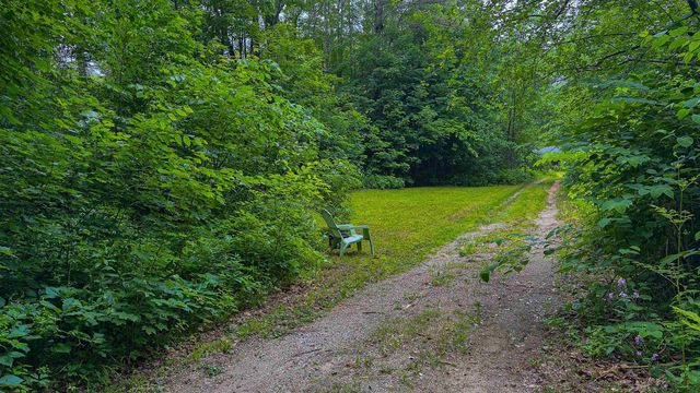 2160 Village Road, Madison, NH 03849
