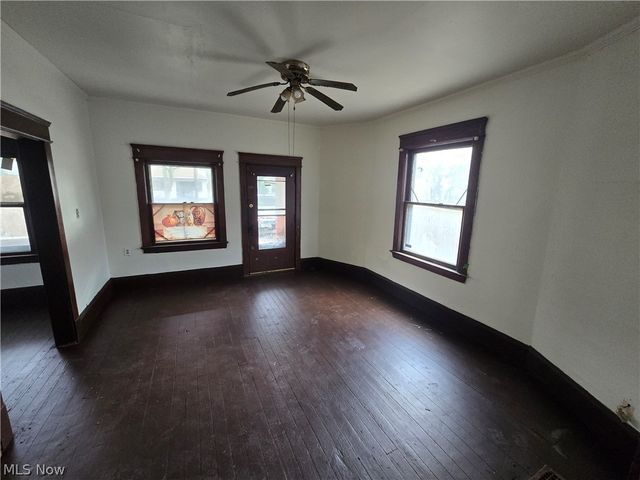 3674 E 52nd Street, Cleveland, OH 44105