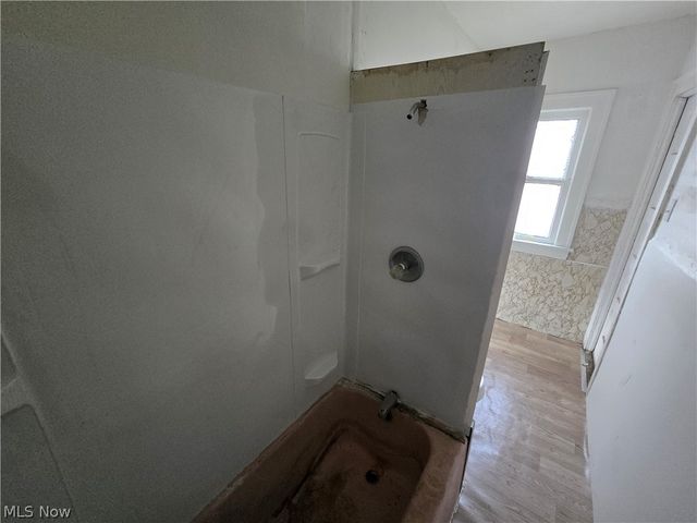 3674 E 52nd Street, Cleveland, OH 44105