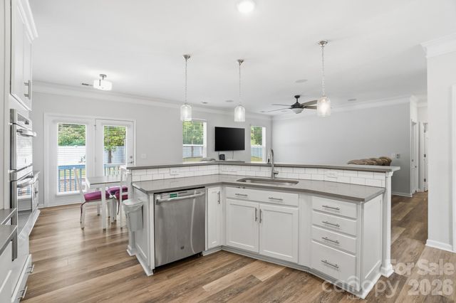859 Windblown Place, Rock Hill, SC 29730