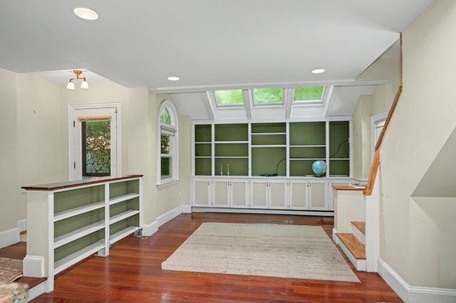613 Pleasant St, Belmont, MA 02478