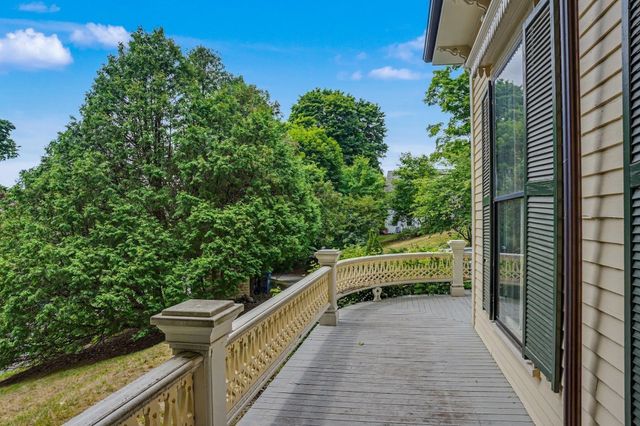 613 Pleasant St, Belmont, MA 02478