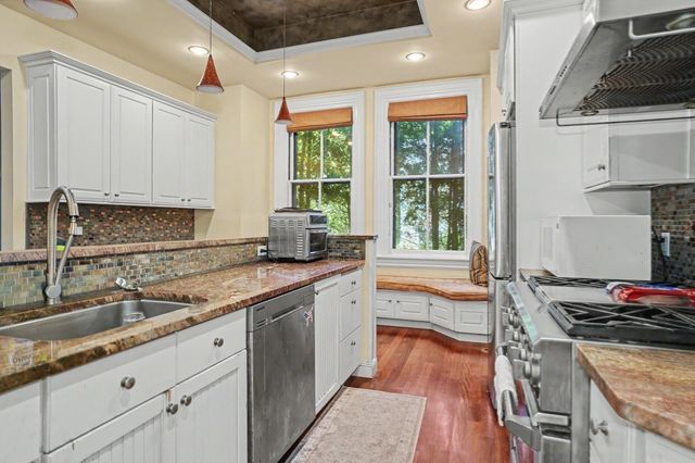 613 Pleasant St, Belmont, MA 02478