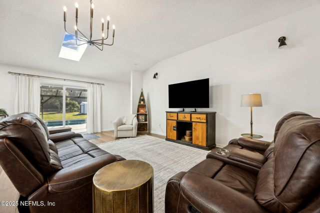 86885 WORTHINGTON Drive, Yulee, FL 32097