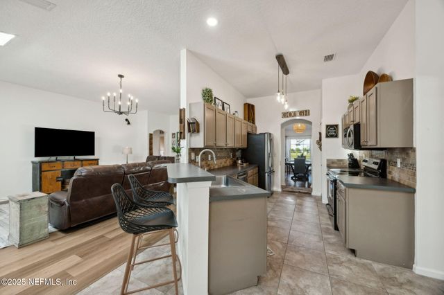 86885 WORTHINGTON Drive, Yulee, FL 32097