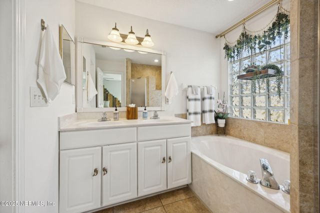 86885 WORTHINGTON Drive, Yulee, FL 32097