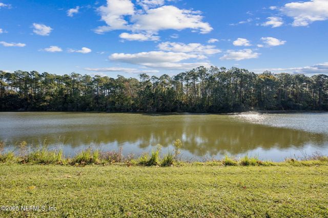 86885 WORTHINGTON Drive, Yulee, FL 32097