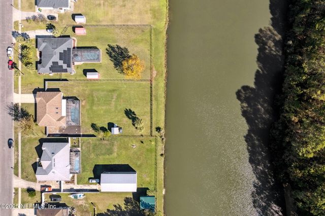 86885 WORTHINGTON Drive, Yulee, FL 32097