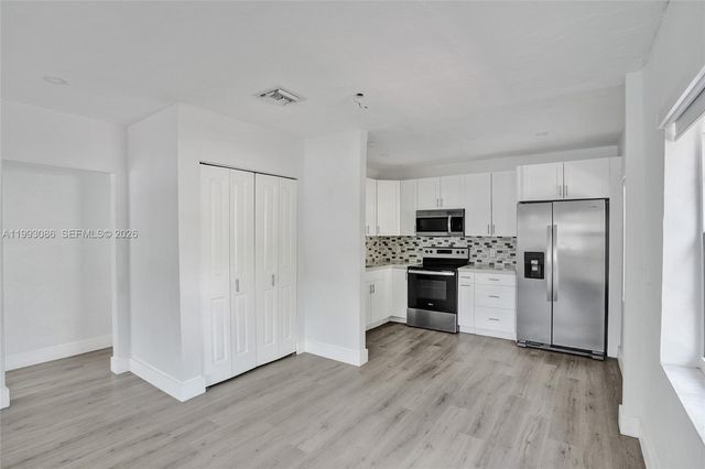 4326 NW 4th St, Miami, FL 33126