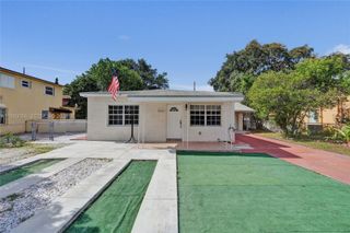 4326 NW 4th St, Miami, FL 33126