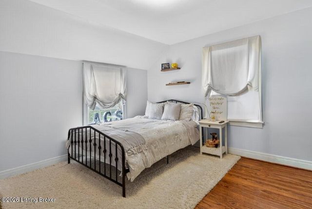 3250 Lexington Rd, Louisville, KY 40206
