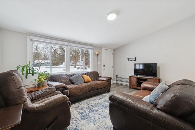 1360 Decker Road, Walled Lake, MI 48390