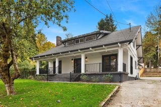 10425 Des Moines Memorial Drive S, Seattle, WA 98168