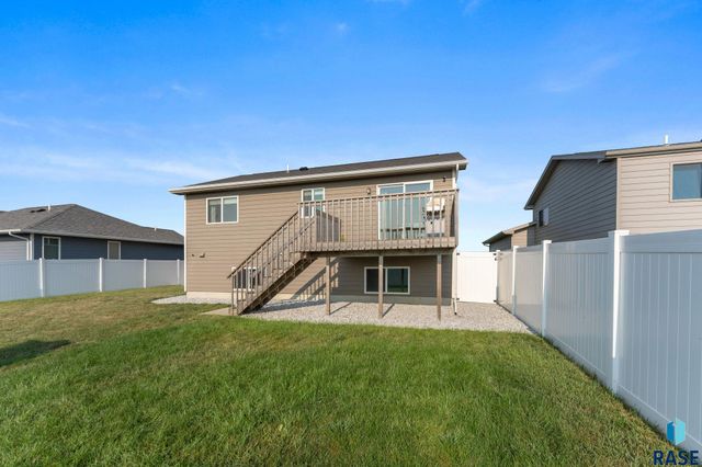 4024 S Sparta Ave Avenue, Sioux Falls, SD 57110