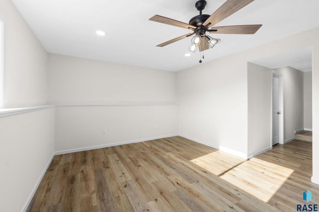 4024 S Sparta Ave Avenue, Sioux Falls, SD 57110