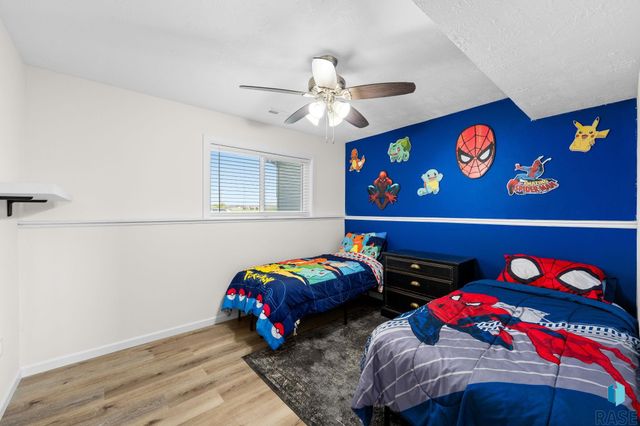 4024 S Sparta Ave Avenue, Sioux Falls, SD 57110