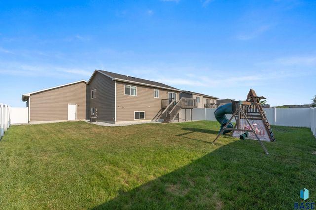 4024 S Sparta Ave Avenue, Sioux Falls, SD 57110