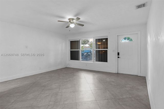 1640 NE 33rd St, Pompano Beach, FL 33064