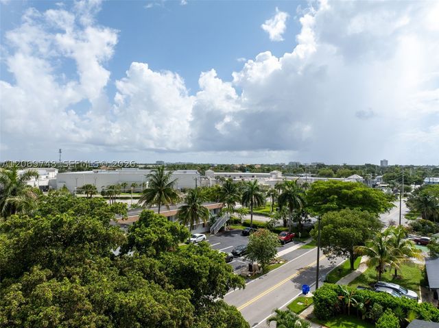 1640 NE 33rd St, Pompano Beach, FL 33064