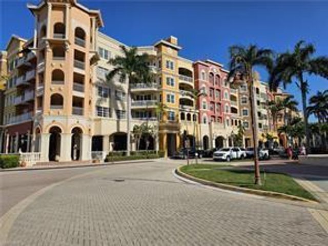 18001 Bluewater Drive, Naples, FL 34114