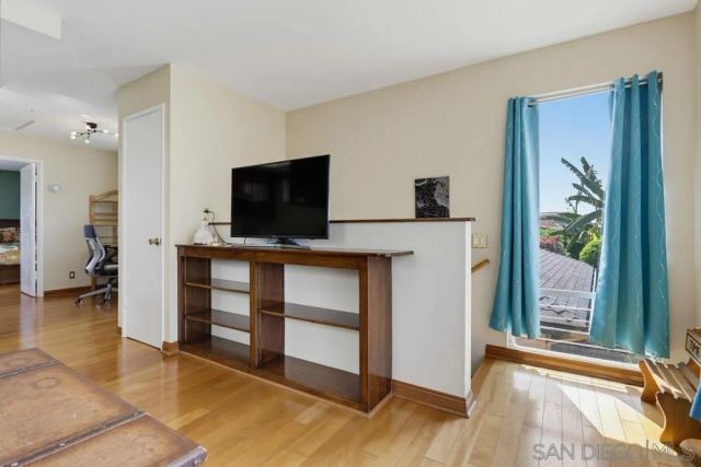 5736 Laramie Way, San Diego, CA 92120