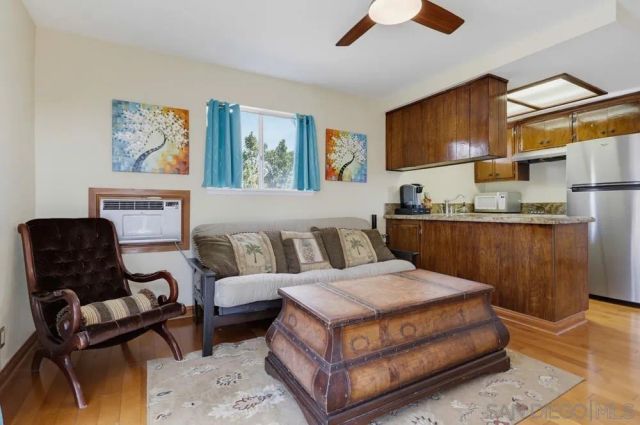 5736 Laramie Way, San Diego, CA 92120