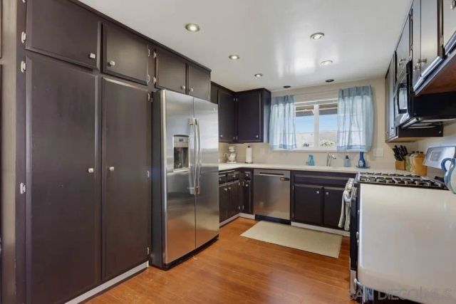 5736 Laramie Way, San Diego, CA 92120