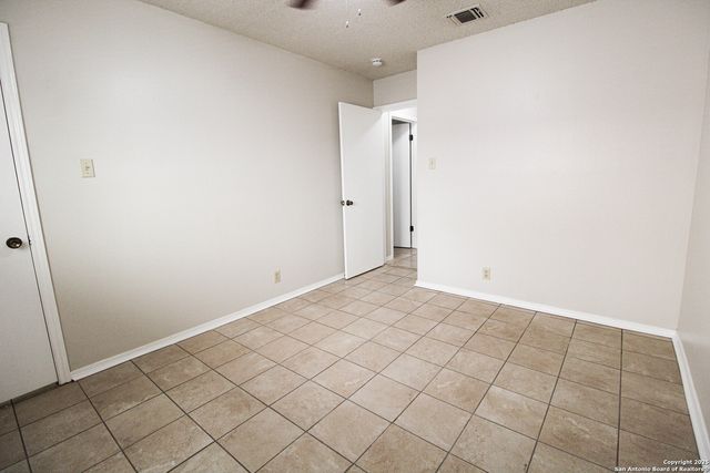 3223 Tree Grove, San Antonio, TX 78247