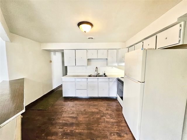 415 N 4th St, Clairton, PA 15025