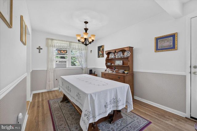 74 GLEN DR, Yardley, PA 19067