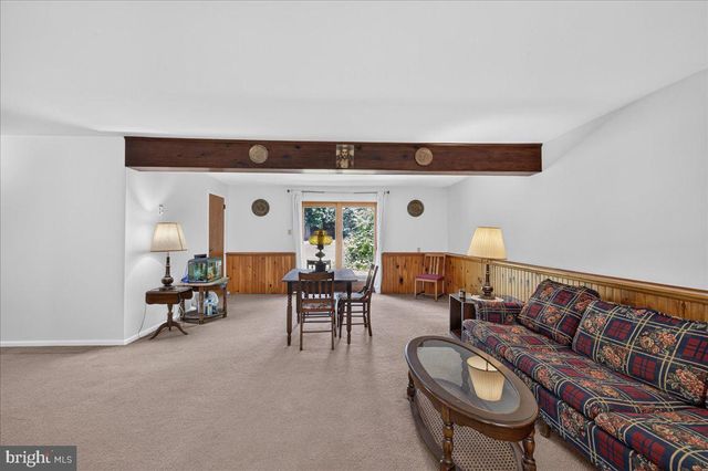 74 GLEN DR, Yardley, PA 19067