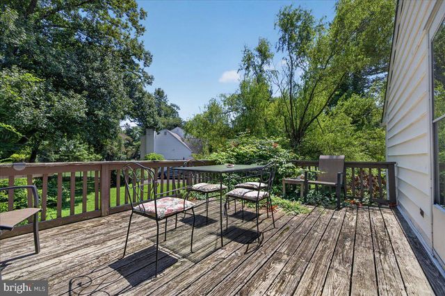 74 GLEN DR, Yardley, PA 19067