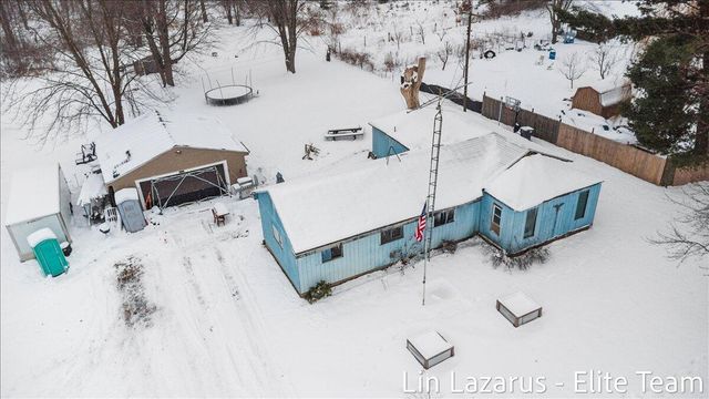 13280 Ritchie Avenue, Cedar Springs, MI 49319