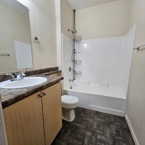 18416 N Cave Creek Road 2057, Phoenix, AZ 85032