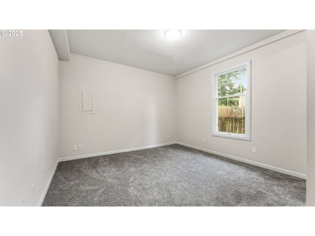 421 GOLDEN Ave, Coos Bay, OR 97420