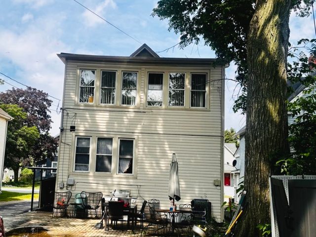1005 N 5th Avenue, Maywood, IL 60153