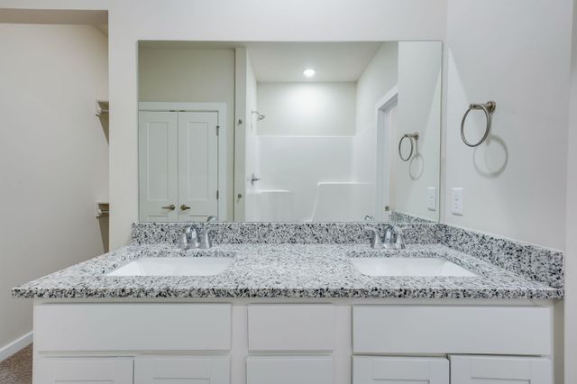 1778 W Redbud Lane, Goddard, KS 67052