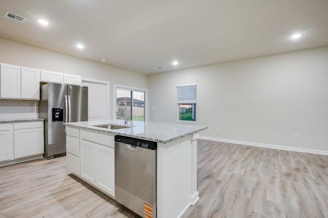 1778 W Redbud Lane, Goddard, KS 67052