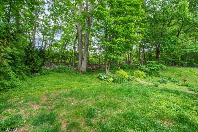 9 Albert St, West Milford Twp., NJ 07480