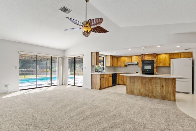 10206 LAKEVIEW DRIVE, New Port Richey, FL 34654