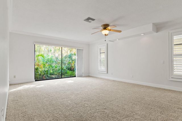 10206 LAKEVIEW DRIVE, New Port Richey, FL 34654