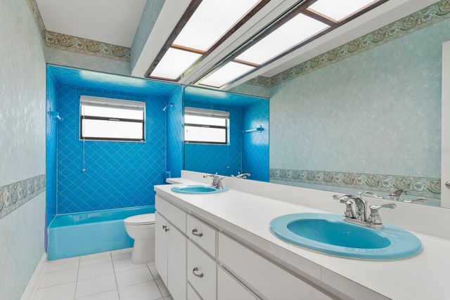 10206 LAKEVIEW DRIVE, New Port Richey, FL 34654