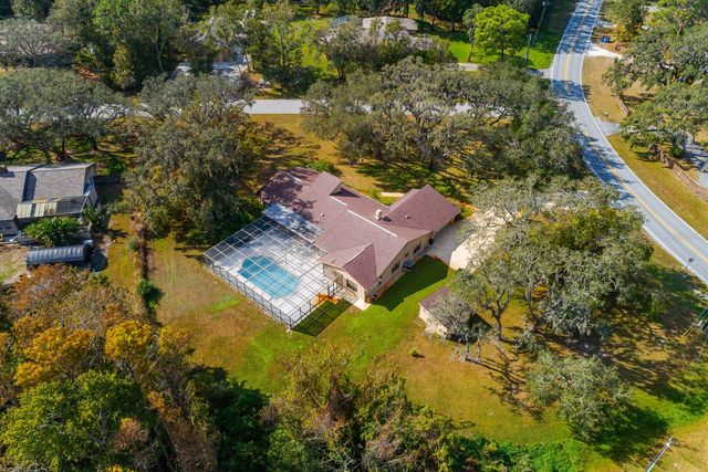 10206 LAKEVIEW DRIVE, New Port Richey, FL 34654