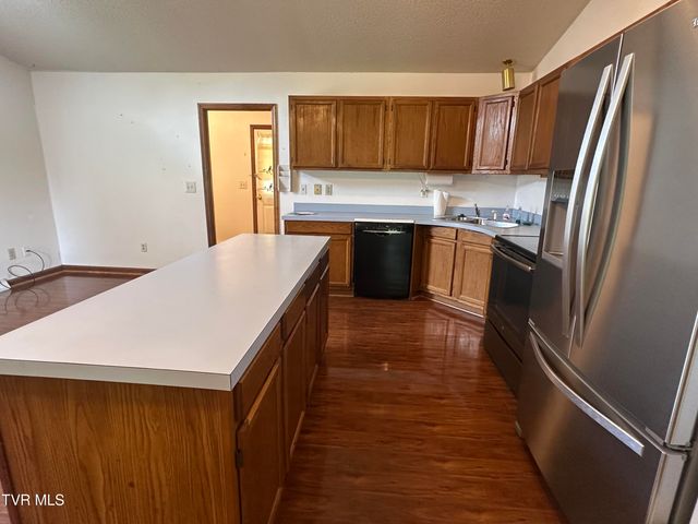 1726 Old Tusculum Road, Greeneville, TN 37745