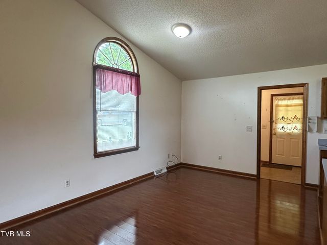 1726 Old Tusculum Road, Greeneville, TN 37745
